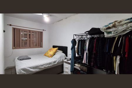 Casa à venda com 256m², 3 quartos e 2 vagasQuarto 3