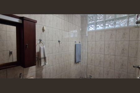 Casa à venda com 256m², 3 quartos e 2 vagasBanheiro Social 