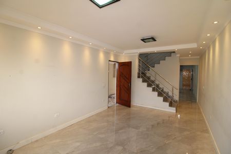 Casa à venda com 126m², 3 quartos e 3 vagasSala