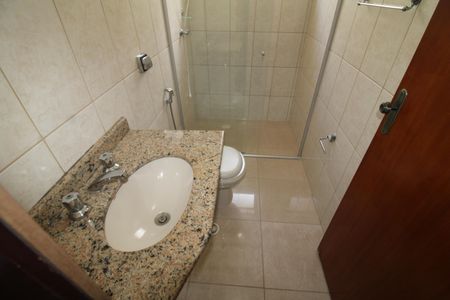 Casa à venda com 126m², 3 quartos e 3 vagasBanheiro