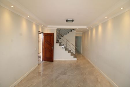 Sala de casa à venda com 3 quartos, 126m² em Vila Roque, São Paulo