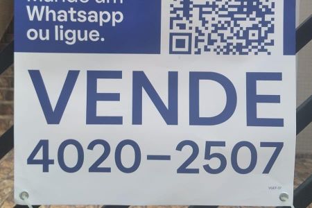 Casa à venda com 126m², 3 quartos e 3 vagasFachada