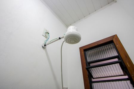 Banheiro de casa para alugar com 1 quarto, 48m² em Jardim Guarará, Santo André