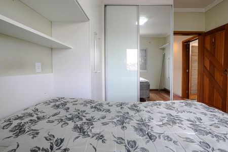 Casa de condomínio para alugar com 280m², 3 quartos e 3 vagasQuarto 3 - Suíte