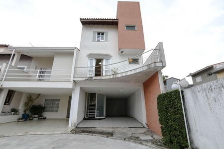 Casa de condomínio para alugar com 280m², 3 quartos e 3 vagasFachada