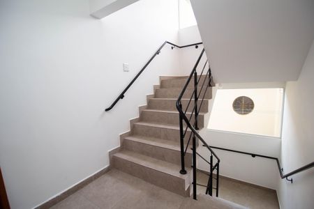 Apartamento à venda com 87m², 4 quartos e 1 vaga Apartamento à venda com 87m², 4 quartos e 1 vagaHall social