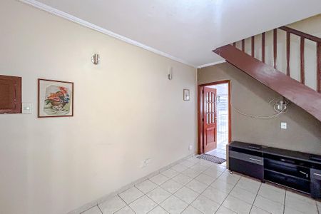 Casa de condomínio à venda com 80m², 3 quartos e 1 vagaSala