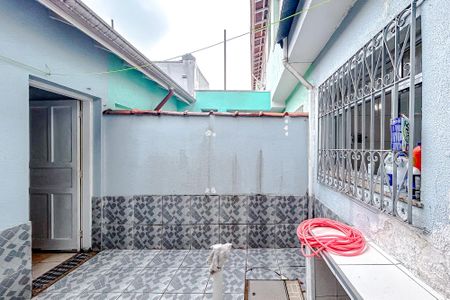 Casa de condomínio à venda com 80m², 3 quartos e 1 vagaÁrea de Serviço
