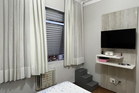 Quarto 1 de apartamento para alugar com 2 quartos, 94m² em Gonzaga, Santos