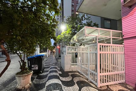 Apartamento para alugar com 94m², 2 quartos e 1 vagaFachada