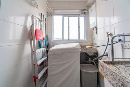 Apartamento à venda com 44m², 2 quartos e 1 vaga Apartamento à venda com 44m², 2 quartos e 1 vagaÁrea de Serviço