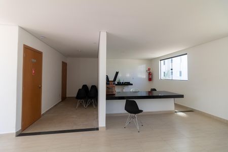 Apartamento à venda com 44m², 2 quartos e 1 vaga Apartamento à venda com 44m², 2 quartos e 1 vagaÁrea comum - Salão de festas
