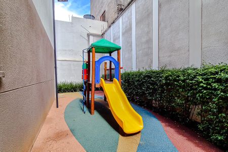 Apartamento para alugar com 31m², 1 quarto e sem vaga Apartamento para alugar com 31m², 1 quarto e sem vagaÁrea comum - Playground