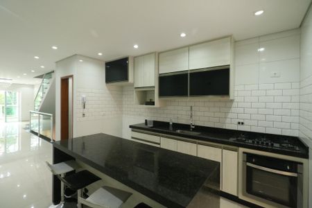 Casa à venda com 167m², 3 quartos e 3 vagasCozinha