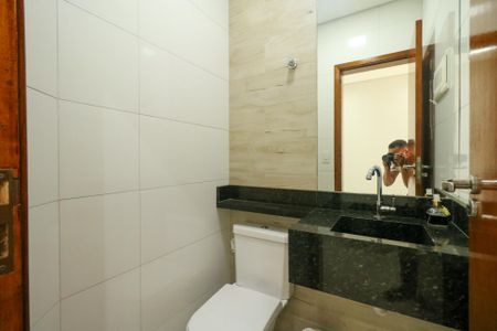 Casa à venda com 167m², 3 quartos e 3 vagasLavabo