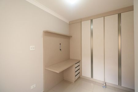 Casa à venda com 167m², 3 quartos e 3 vagasQuarto 2