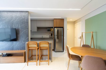 Apartamento para alugar com 71m², 2 quartos e 1 vaga Apartamento para alugar com 71m², 2 quartos e 1 vagaSala/Cozinha