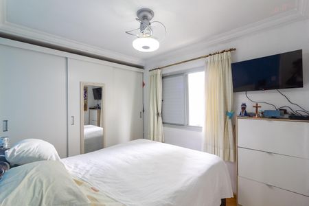 Apartamento à venda com 74m², 3 quartos e 2 vagasQuarto 3 - Suíte