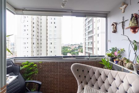 Apartamento à venda com 74m², 3 quartos e 2 vagasVaranda Sala
