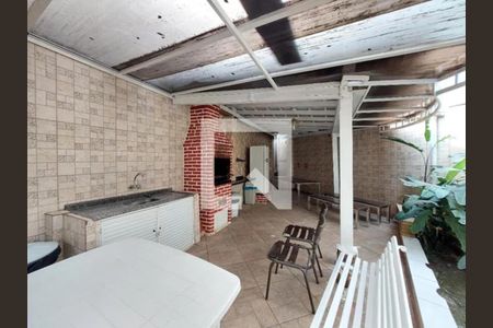 Apartamento à venda com 74m², 3 quartos e 2 vagasChurrasqueira
