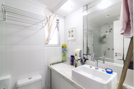 Apartamento à venda com 74m², 3 quartos e 2 vagasBanheiro da Social