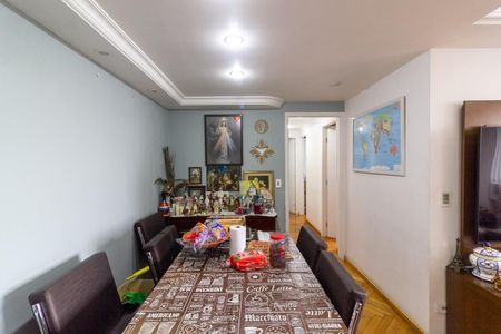 Apartamento à venda com 74m², 3 quartos e 2 vagasSala