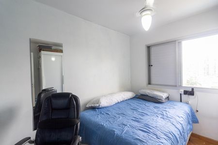Apartamento à venda com 74m², 3 quartos e 2 vagasQuarto 2