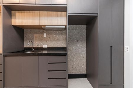 Studio de kitnet/studio para alugar com 1 quarto, 25m² em Santo Amaro, São Paulo