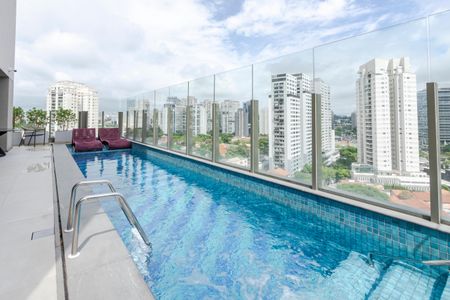 Studio para alugar com 25m², 1 quarto e sem vagaPiscina