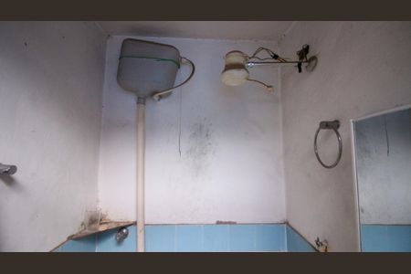 Casa à venda com 170m², 4 quartos e 5 vagas Casa à venda com 170m², 4 quartos e 5 vagasLavabo 3