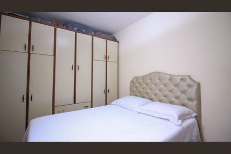 Casa à venda com 170m², 4 quartos e 5 vagas Casa à venda com 170m², 4 quartos e 5 vagasQuarto 2