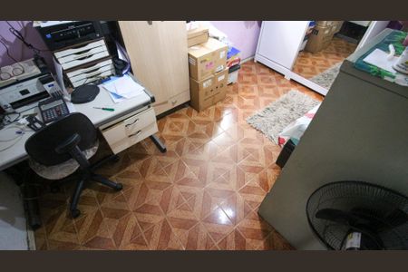 Casa à venda com 170m², 4 quartos e 5 vagas Casa à venda com 170m², 4 quartos e 5 vagasQuarto 3