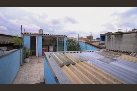 Casa à venda com 170m², 4 quartos e 5 vagas Casa à venda com 170m², 4 quartos e 5 vagasQuintal