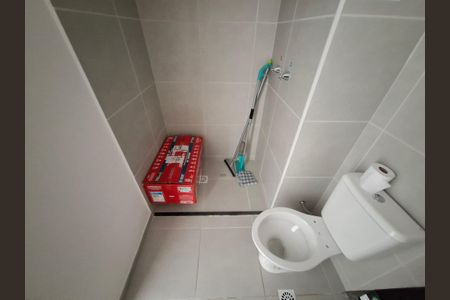 Banheiro  de apartamento para alugar com 1 quarto, 32m² em Centro, Rio de Janeiro