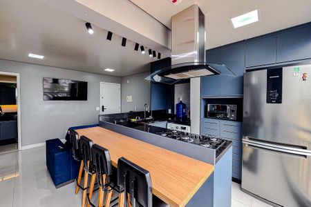 Apartamento à venda com 45m², 2 quartos e 1 vaga Apartamento à venda com 45m², 2 quartos e 1 vagaCozinha e Área de Serviço