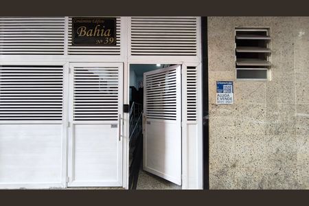 Apartamento para alugar com 32m², 1 quarto e sem vagaFachada + Plaquinha