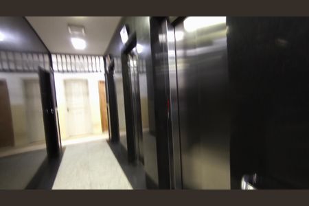 Apartamento para alugar com 32m², 1 quarto e sem vagaElevadores