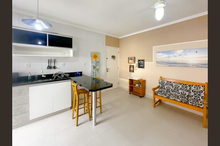 Sala  de apartamento para alugar com 2 quartos, 60m² em Ingleses Norte, Florianópolis