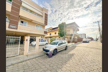 Apartamento para alugar com 60m², 2 quartos e 1 vagaVista da Rua