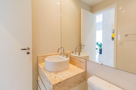 Apartamento para alugar com 63m², 2 quartos e 1 vagaBanheiro Social