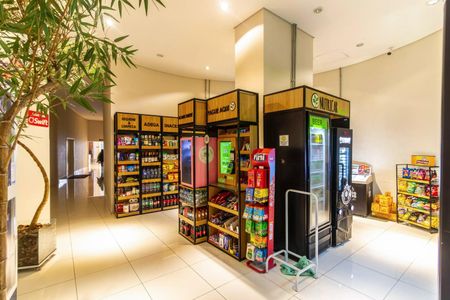 Apartamento para alugar com 63m², 2 quartos e 1 vagaMini Mercado