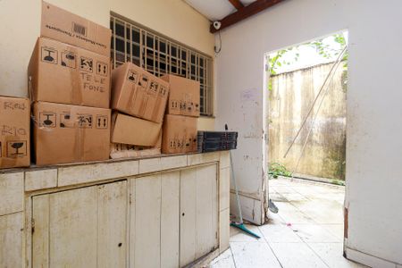 Casa à venda com 177m², 2 quartos e 2 vagasÁrea externa