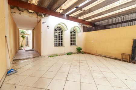 Garagem de casa à venda com 2 quartos, 177m² em Chácara Santo Antônio (zona Sul), São Paulo