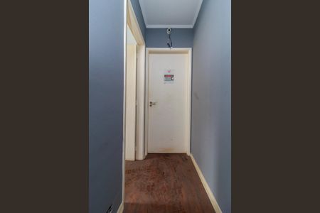 Casa à venda com 177m², 2 quartos e 2 vagasCorredor