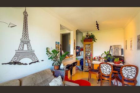 Sala  de apartamento à venda com 3 quartos, 72m² em Teresópolis, Porto Alegre