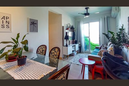 Sala  de apartamento à venda com 3 quartos, 72m² em Teresópolis, Porto Alegre