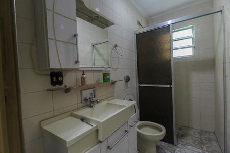 Casa para alugar com 80m², 2 quartos e 1 vaga Casa para alugar com 80m², 2 quartos e 1 vagaBanheiro