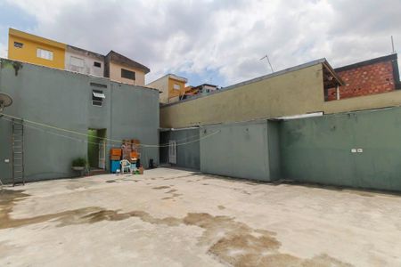 Casa para alugar com 80m², 2 quartos e 1 vaga Casa para alugar com 80m², 2 quartos e 1 vagaQuintal