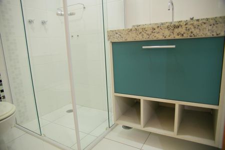 Apartamento para alugar com 58m², 2 quartos e 2 vagasBanheiro Social 