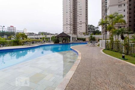 Apartamento à venda com 128m², 3 quartos e 2 vagasÁrea comum - Piscina